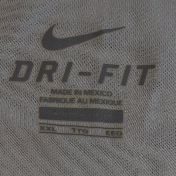 Nike T Shirts XXL New - Picture 4 of 9